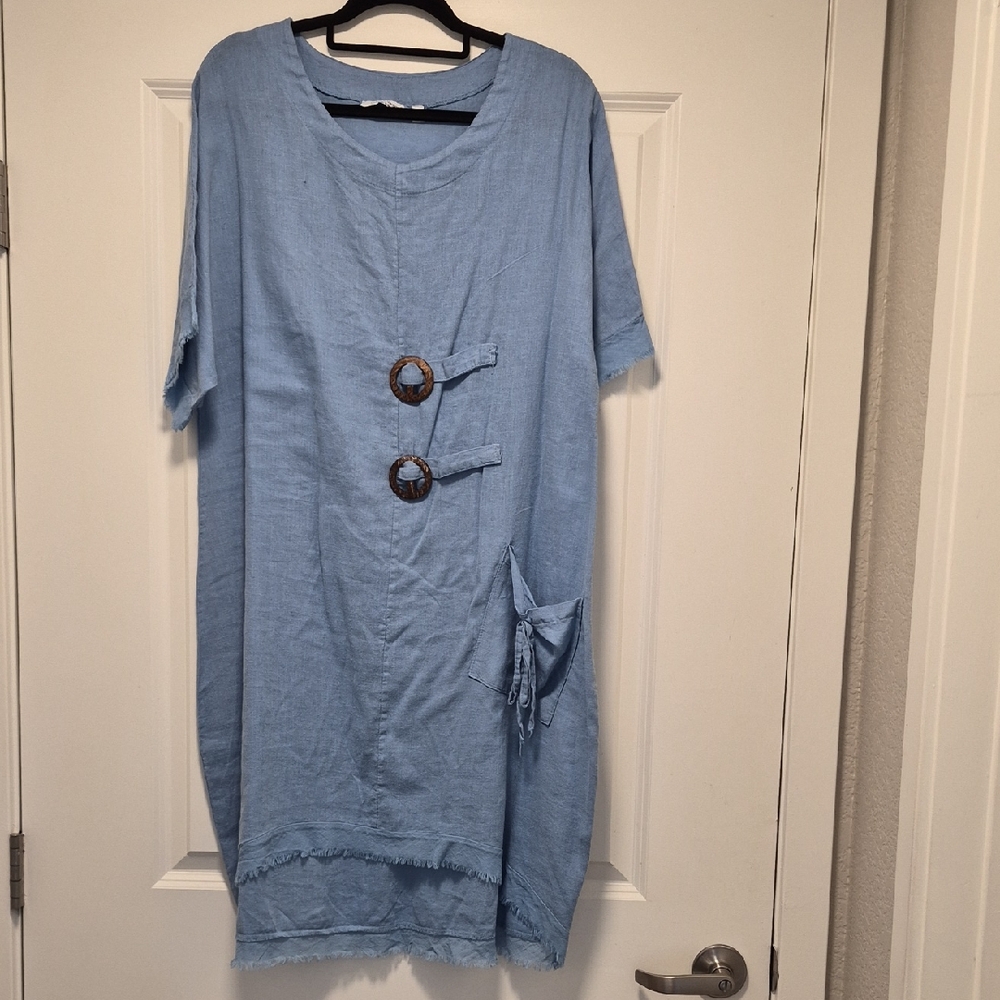 Relaxed Light Blue Linen-Blend Long Sleeve Shift Dress with Button Detail